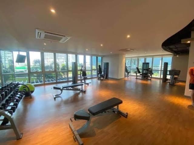 Bgc, Uptown Parksuites Tower 2 Taguig Kültér fotó