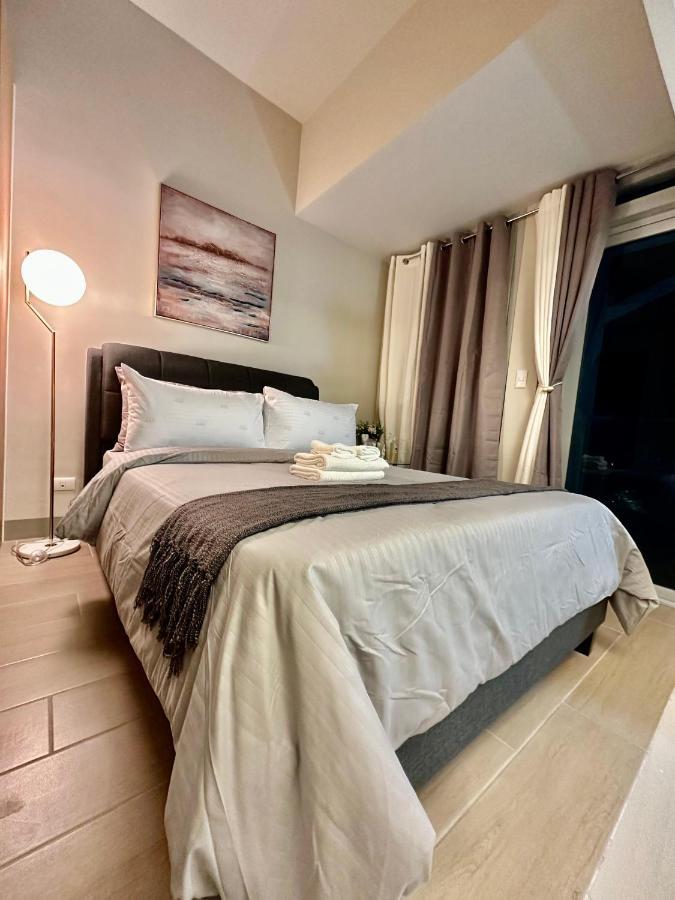 Bgc, Uptown Parksuites Tower 2 Taguig Kültér fotó